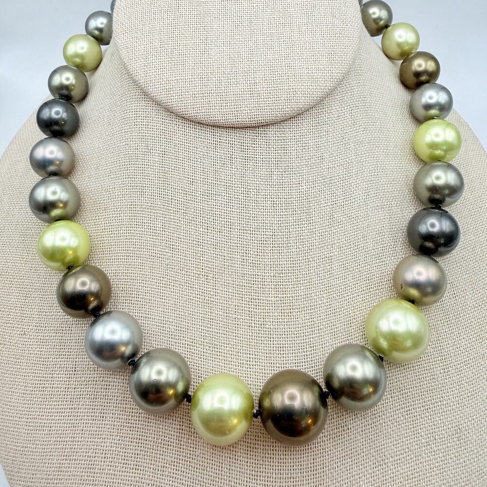 Vtg Glass Pearl Choker Necklace Multi Green Bold Graduated Rhinestone Clasp 17"
